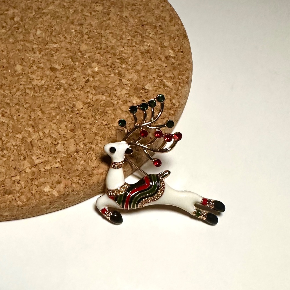 Reindeer Christmas Brooch